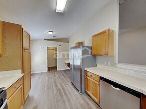 16027 Dorchester Blvd in Clermont, FL - Foto de edificio - Building Photo