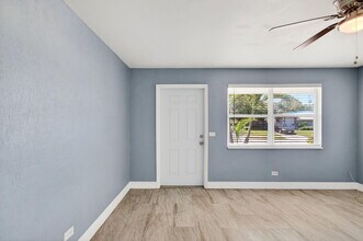 240 SW 15th Ave in Delray Beach, FL - Building Photo - Building Photo