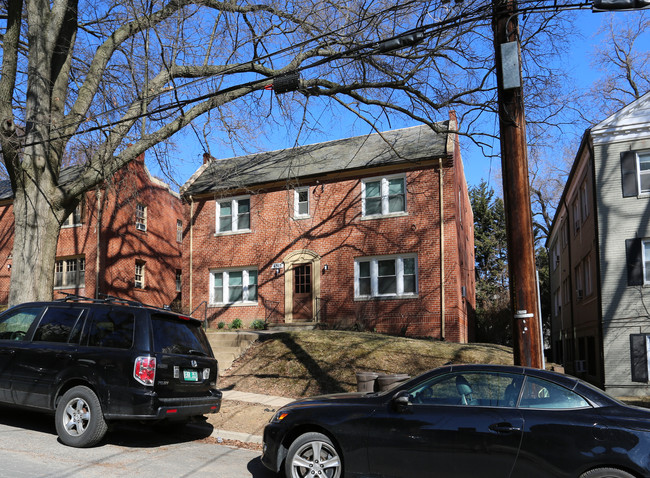 4515 Avondale St in Bethesda, MD - Foto de edificio - Building Photo