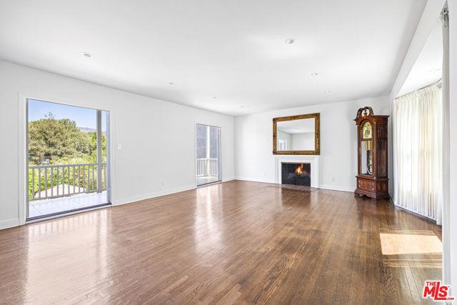 2411 St George St in Los Angeles, CA - Building Photo - Building Photo