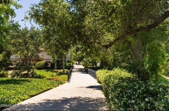 778 N Valley Dr in Westlake Village, CA - Foto de edificio - Building Photo