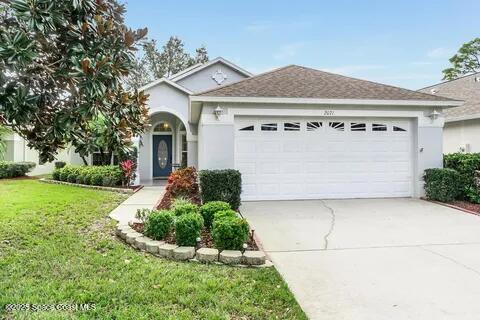 2071 12 Oaks Dr SE in Palm Bay, FL - Building Photo