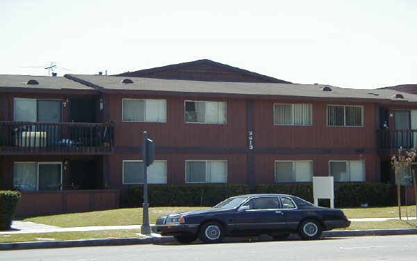 3618 W Orange Ave in Anaheim, CA - Building Photo