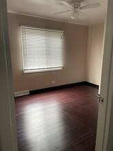 6107 N Mozart St, Unit 2nd in Chicago, IL - Building Photo - Building Photo