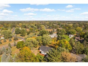 15240 Kangaroo St NW in Ramsey, MN - Foto de edificio - Building Photo