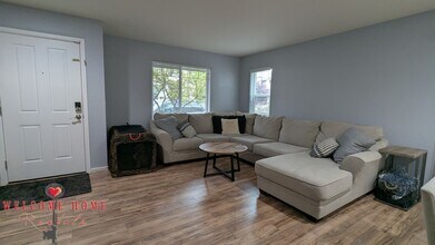 8708 Stockholm Ln NE in Lacey, WA - Building Photo - Building Photo