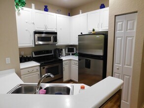3134 Grandiflora Dr in Greenacres, FL - Building Photo - Building Photo
