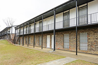 Black and White Apartments in Birmingham, AL - Building Photo - Building Photo