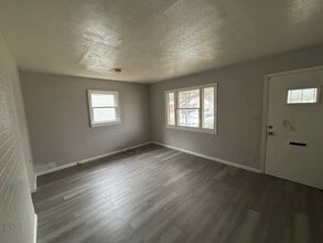 323 N 36th St in Louisville, KY - Foto de edificio - Building Photo