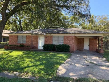 property at 484 Everett Ave