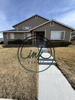 101 Palmer Dr in Dayton, NV - Building Photo