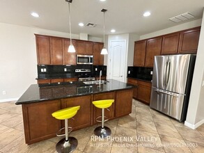9005 W Nicolet Ave in Glendale, AZ - Building Photo - Building Photo