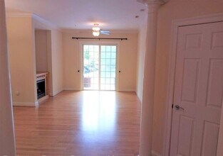 5215 Center St in Williamsburg, VA - Building Photo - Building Photo