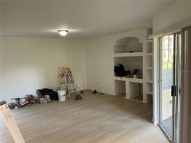 7350 Westpointe Blvd in Orlando, FL - Building Photo