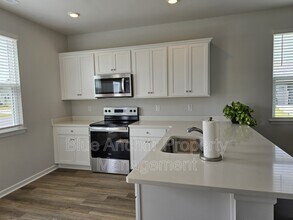 77 Bonaparte St in Wilmington, NC - Building Photo - Building Photo