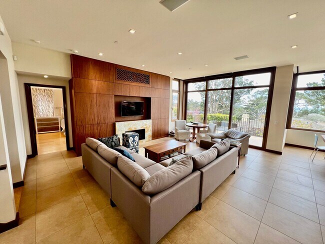 26537 Carmel Rancho Blvd in Carmel By The Sea, CA - Building Photo - Building Photo