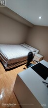 5545 Northrise Rd in Mississauga, ON - Building Photo - Building Photo