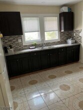326 Gist Pl in Orange, NJ - Building Photo - Building Photo