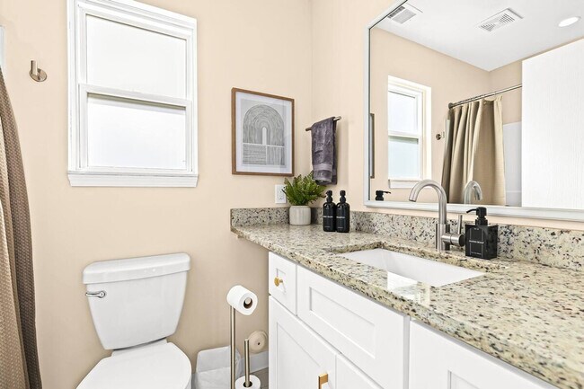 18377 Sharon Ln, Unit SI ID1032361P in Roseville, MI - Building Photo - Building Photo