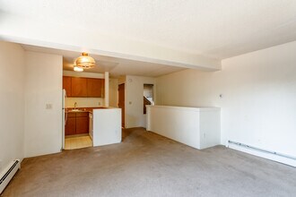 Creekside Apartments in Boulder, CO - Foto de edificio - Interior Photo