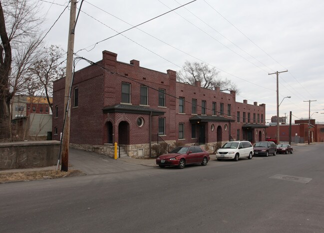 Westside Apartments in Kansas City, MO - Building Photo - Building Photo