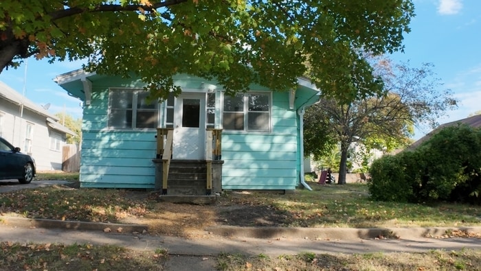 212 W 14th St in Horton, KS - Building Photo