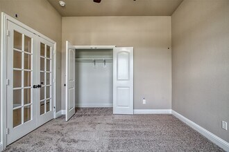 330 Sweetspire Dr in Royse City, TX - Foto de edificio - Building Photo