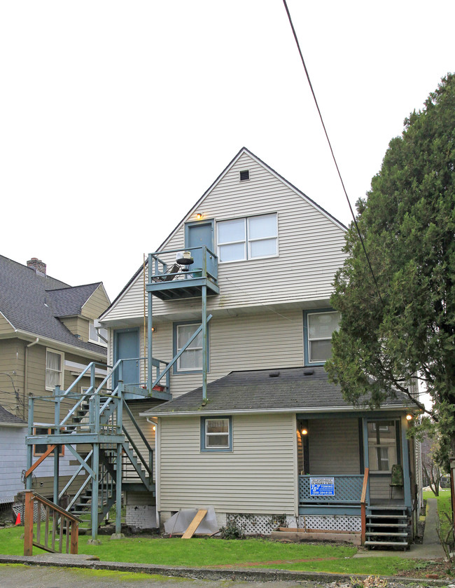 1806 16th Ave E in Seattle, WA - Foto de edificio - Building Photo