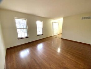 154 Wedgeport Ct in Romeoville, IL - Building Photo - Building Photo