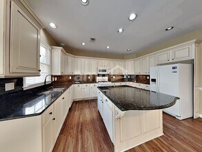 1649 Stillwater Park Ct in Marietta, GA - Building Photo - Building Photo