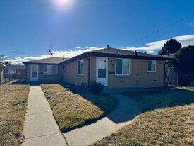 5104 E 33rd Ave in Denver, CO - Building Photo