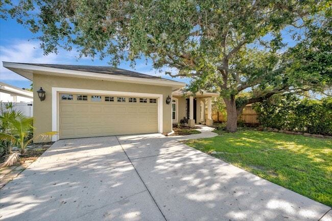 5318 Colony Meadows Ln in Sarasota, FL - Building Photo - Building Photo