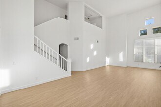 1525 Clearwater Ridge in Vista, CA - Building Photo - Building Photo