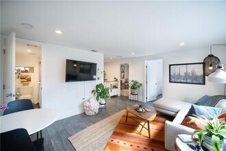 1119 Gunter St in Austin, TX - Building Photo - Building Photo