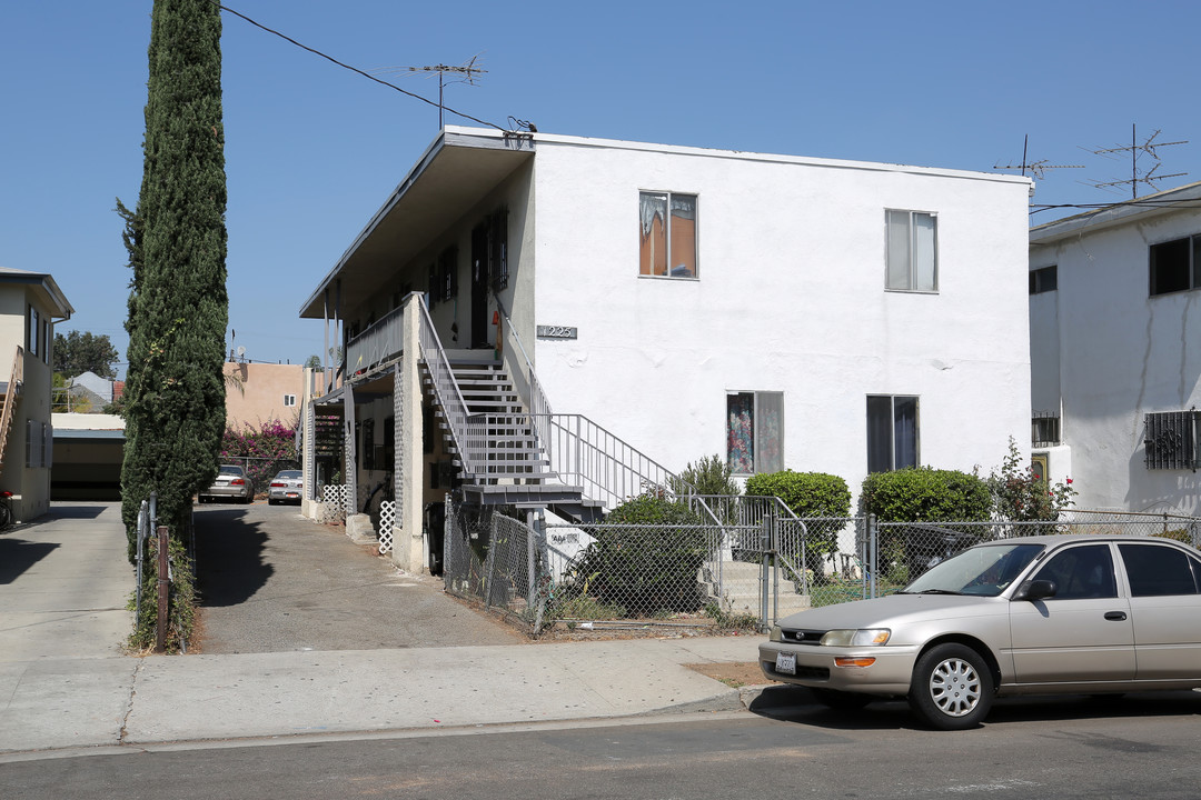 1225 Fedora St in Los Angeles, CA - Building Photo