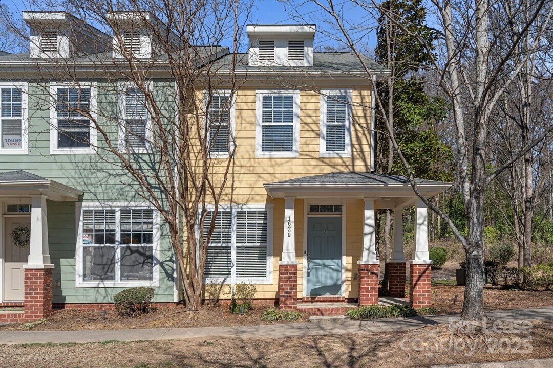 1620 Lela Avenue in Charlotte, NC - Building Photo