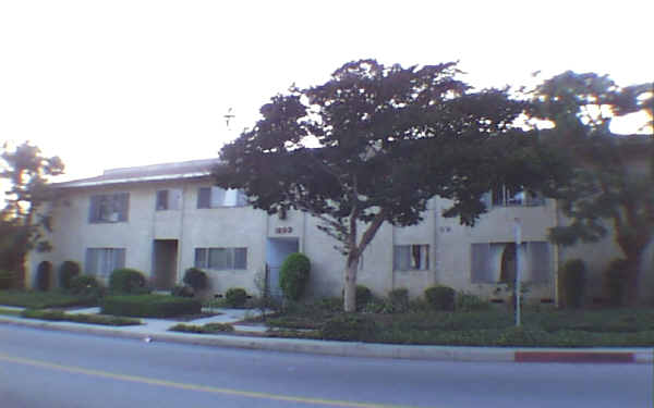 1203 S Marguerita Ave in Alhambra, CA - Building Photo