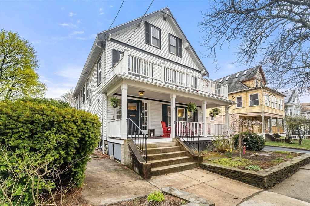 87 Harlow St in Arlington, MA - Building Photo