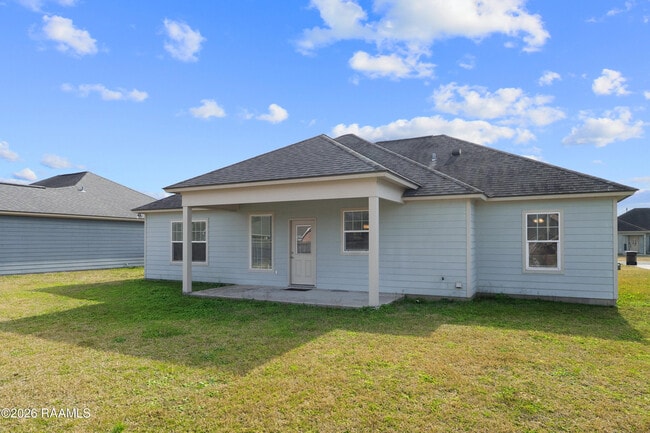 1007 Lillian Michel Dr in Breaux Bridge, LA - Building Photo - Building Photo