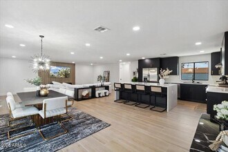 3319 E Campo Bello Dr in Phoenix, AZ - Building Photo - Building Photo