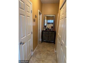 10740 Town Square Dr NE in Blaine, MN - Building Photo - Building Photo