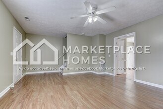 5170 Hickory Hollow Pkwy in Nashville, TN - Foto de edificio - Building Photo