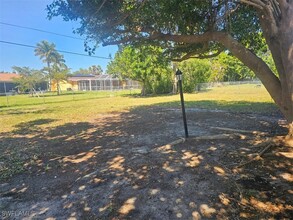 4126 SE 2nd Ave in Cape Coral, FL - Building Photo - Building Photo