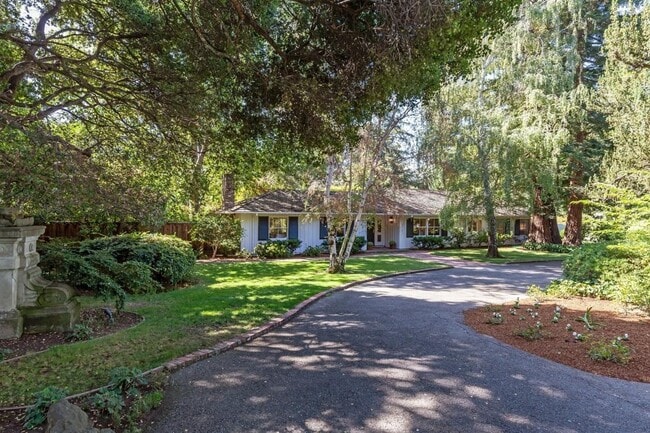 property at 69 Flood Cir