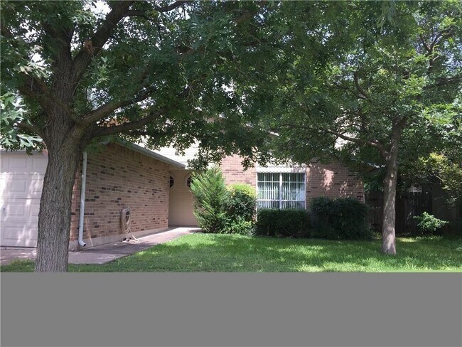 property at 7210 Lilac Ln