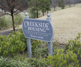 Creekside Landing Apartments in Greer, SC - Building Photo - Building Photo