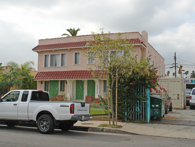 1613 5th Ave in Los Angeles, CA - Foto de edificio - Building Photo