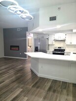 10490 Chalmer St, Unit 03 in Spring Hill, FL - Building Photo