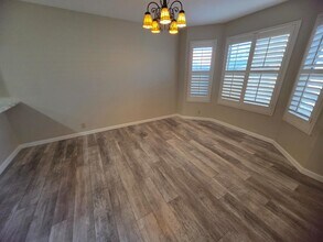 7724 W Oraibi Dr in Glendale, AZ - Building Photo - Building Photo