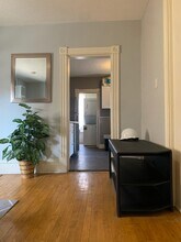 921 20th Ave NE, Unit 2 in Minneapolis, MN - Building Photo - Building Photo